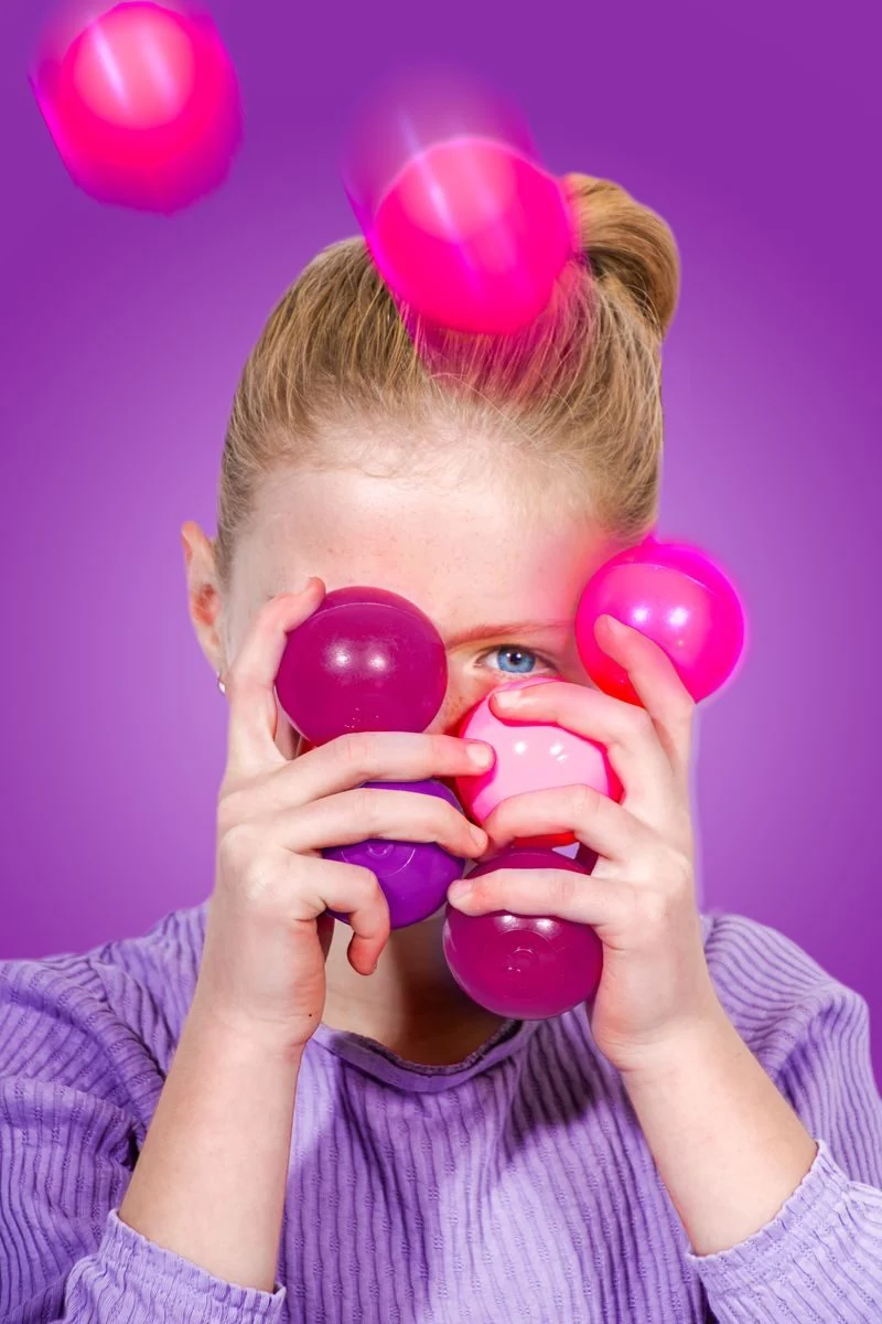 Bold concept paarse ballen