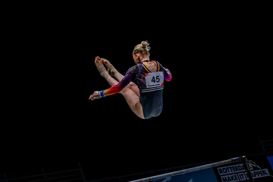 Sport · Split Leap
